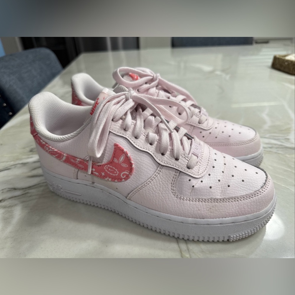 Nike Air Force 1 Size 8